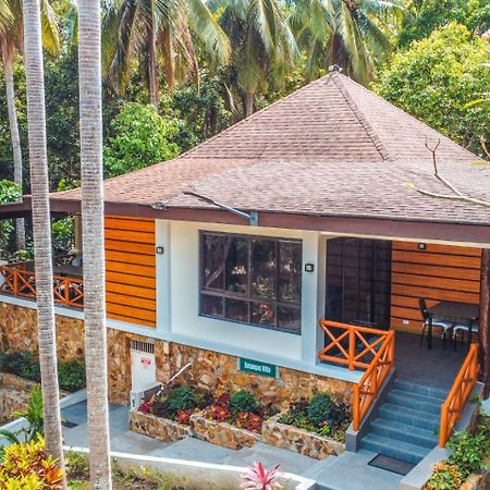 Noni'S Resort Alitagtag Exterior photo