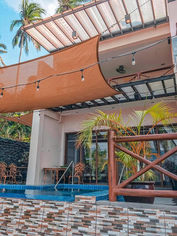 Noni'S Resort Alitagtag Exterior photo